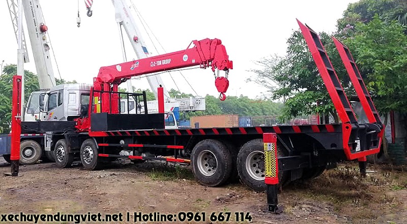 xe tải dongfeng 4 chân gắn cẩu 12 tấn sàn nâng đầu chở máy công trình
